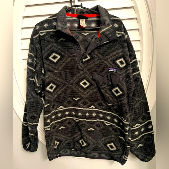 Patagonia Other - PATAGONIA men’s medium tribal Aztec synchilla